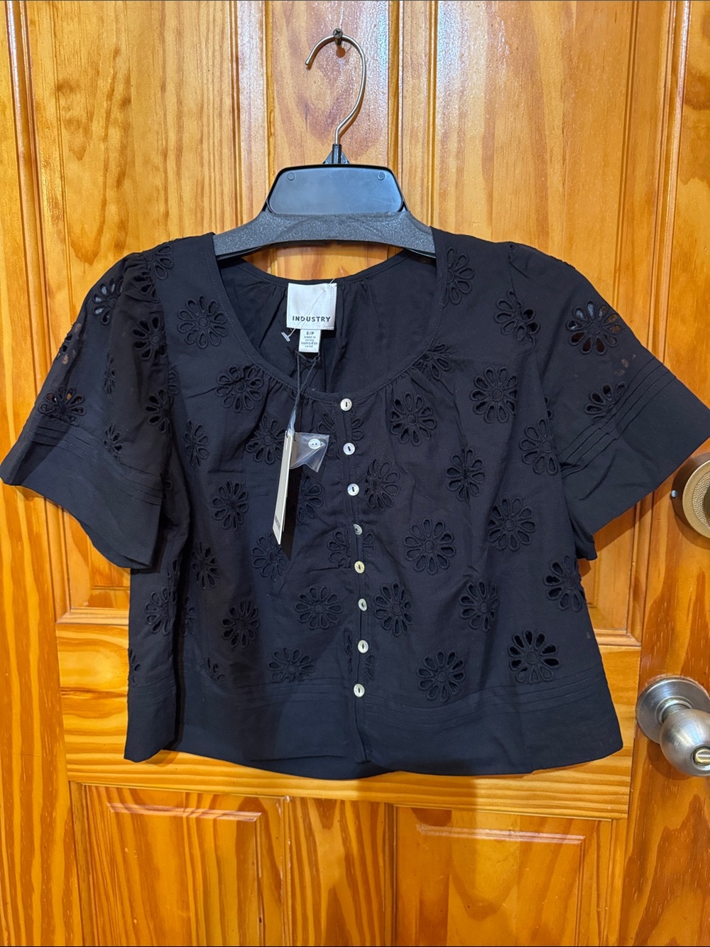 Industry Black Eyelet Button-Front Short-Sleeve Blouse